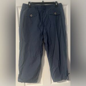 Women’s Sonoma size 12 capri pants